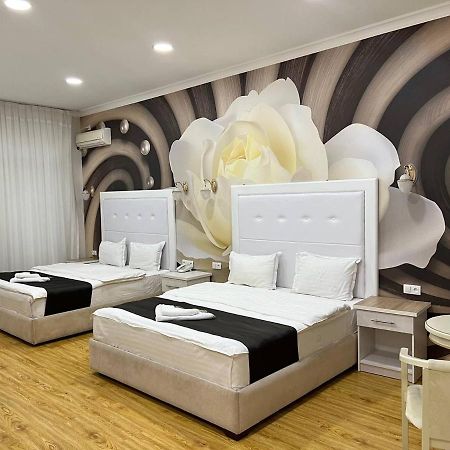 Queens 2 Hotel ทาชเคนต์ ภายนอก รูปภาพ