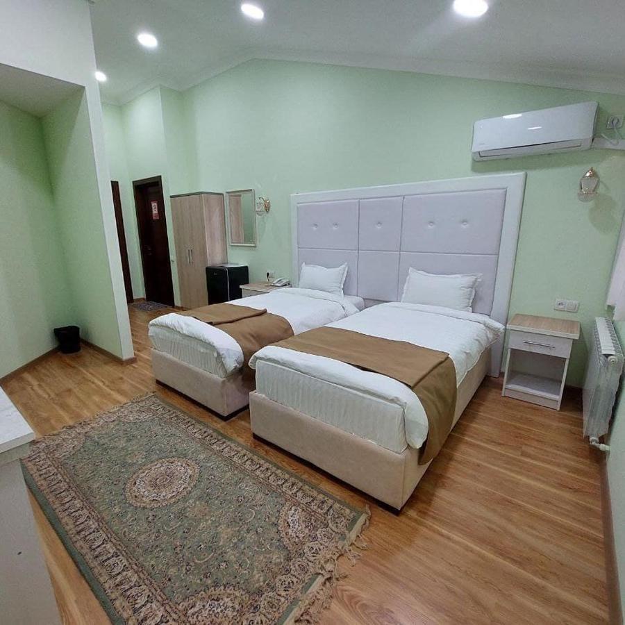 Queens 2 Hotel ทาชเคนต์ ภายนอก รูปภาพ