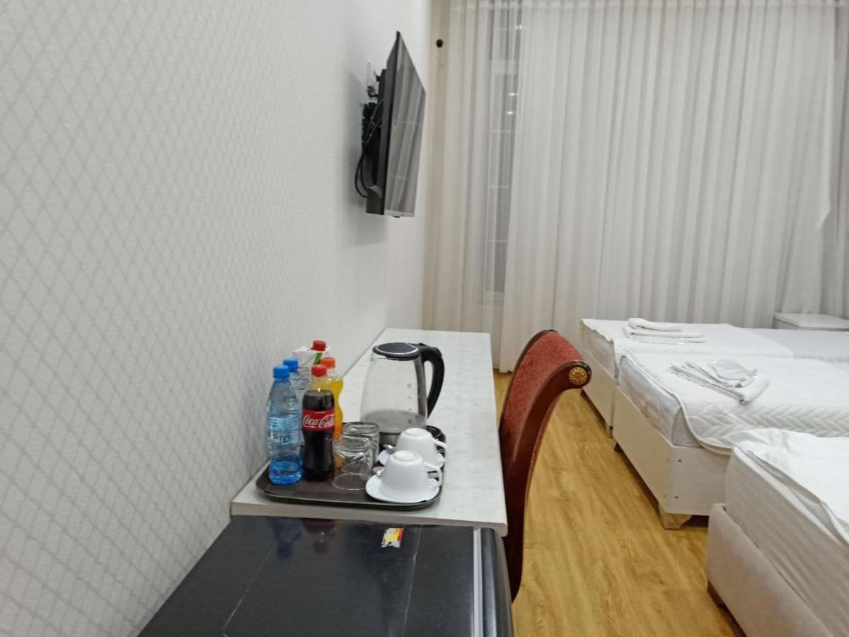 Queens 2 Hotel ทาชเคนต์ ภายนอก รูปภาพ