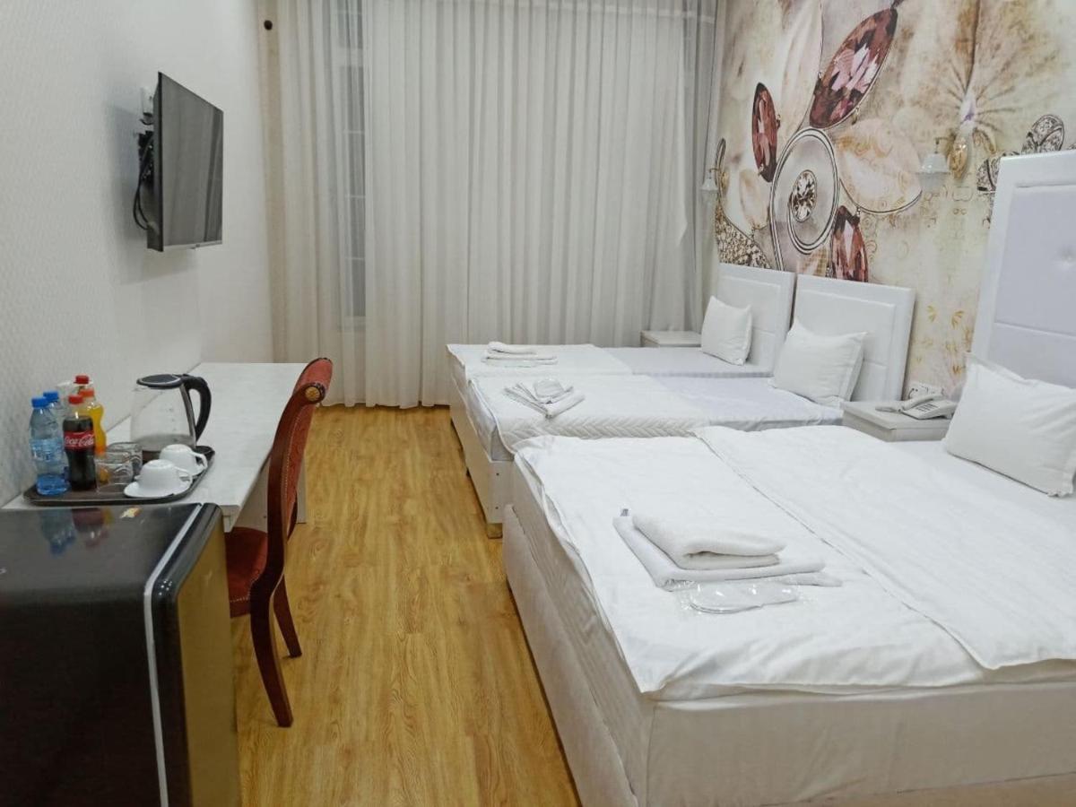 Queens 2 Hotel ทาชเคนต์ ภายนอก รูปภาพ