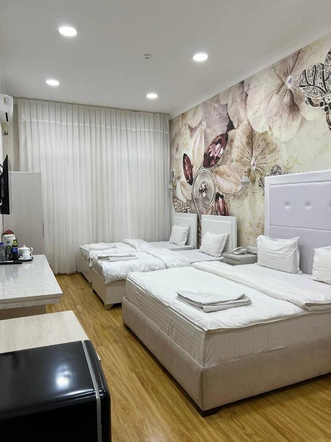 Queens 2 Hotel ทาชเคนต์ ภายนอก รูปภาพ