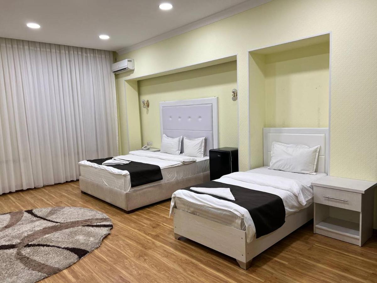 Queens 2 Hotel ทาชเคนต์ ภายนอก รูปภาพ
