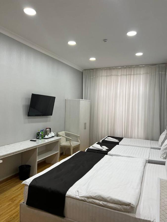 Queens 2 Hotel ทาชเคนต์ ภายนอก รูปภาพ